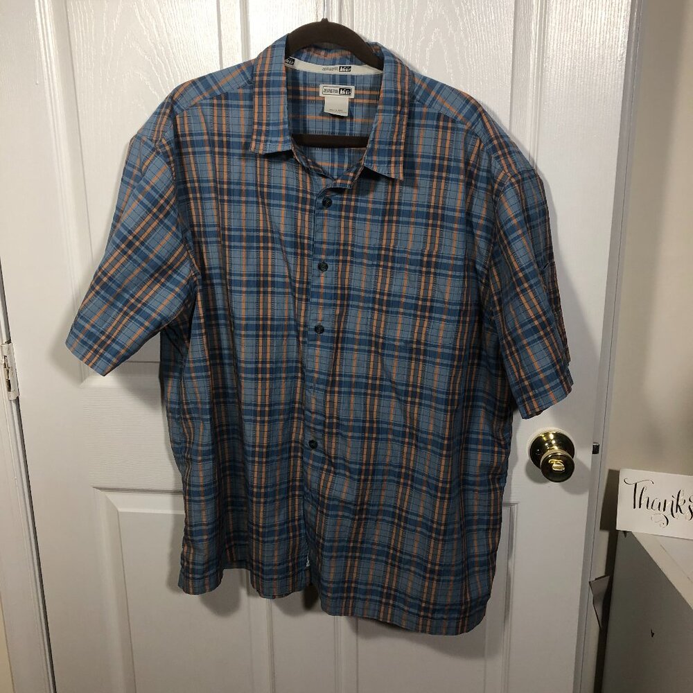 REI men blue and orange plaid motive short sleeve shirt, XXL